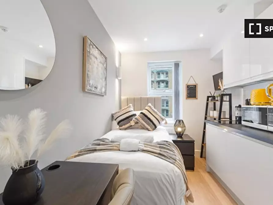 Immagine 12 di Ufficio in affitto  in Flat 32-34 Swinton StLondon WC1X 9NX a Camden Town