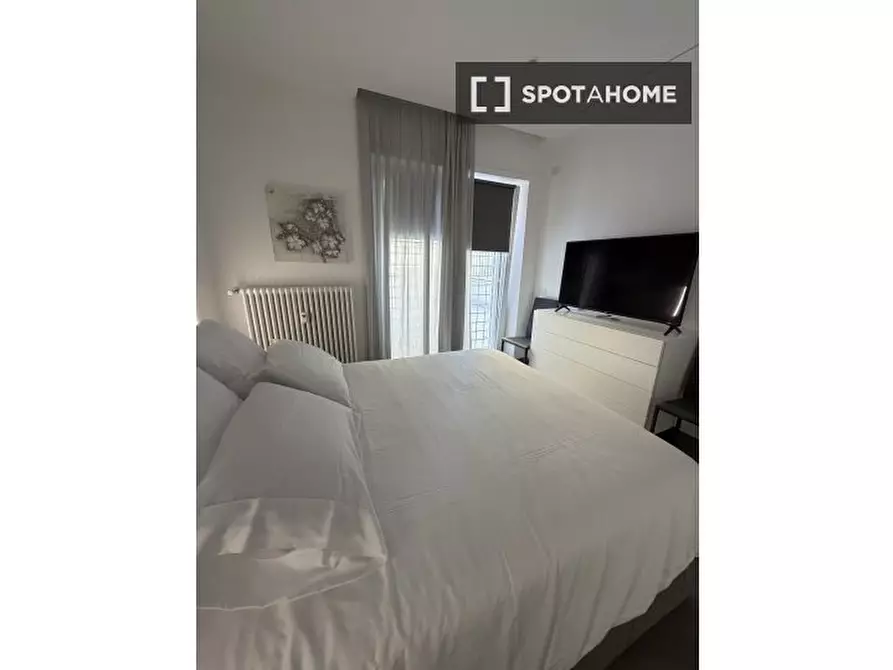 Immagine 12 di Appartamento in affitto  in Via Dego a Roma