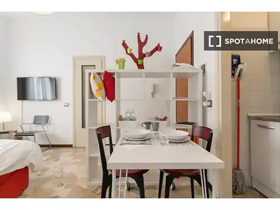 Immagine 6 di Ufficio in affitto  in Via Romolo Bitti a Milano