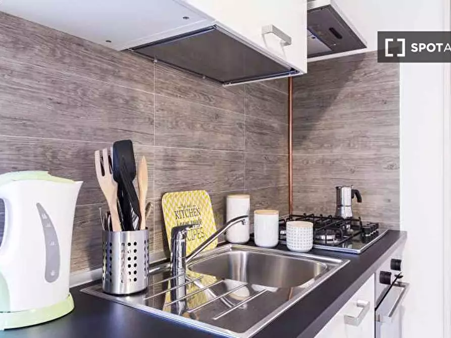 Immagine 10 di Camera condivisa in affitto  in Via Pasquale Fornari Milan a Milano