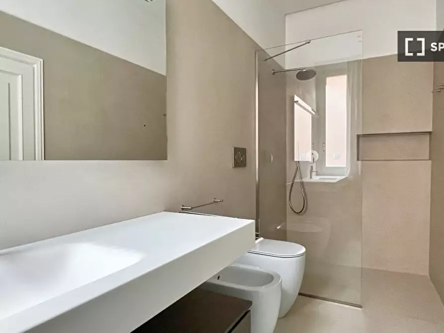 Immagine 13 di Appartamento in affitto  in Via Santo Stefano a Bologna