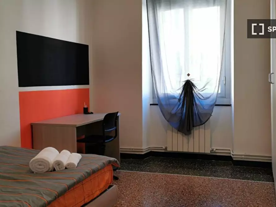 Immagine 10 di Camera condivisa in affitto  in SALITA PIANO DI ROCCA/8 a Genova