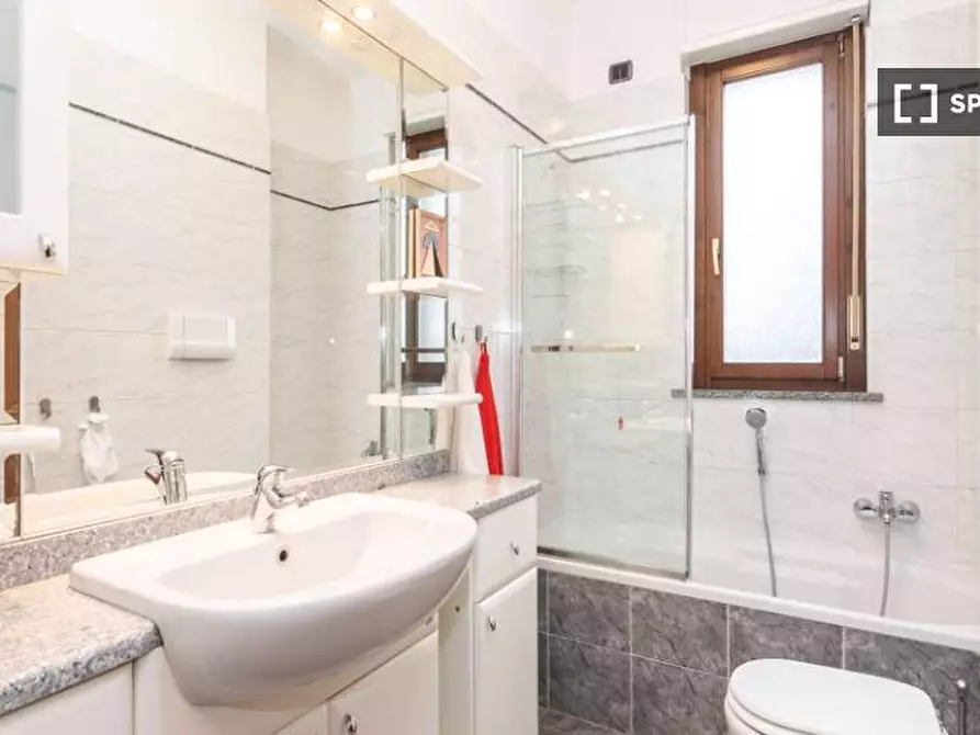 Immagine 12 di Camera condivisa in affitto  in Via Spadolini a Milano