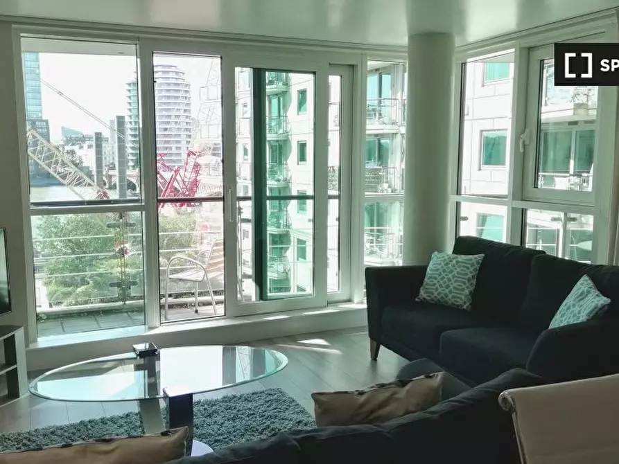 Immagine 1 di Appartamento in affitto  in St George’s Wharf  tower a Lambeth