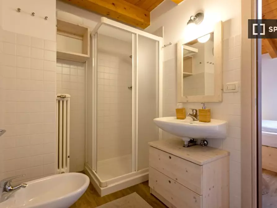 Immagine 7 di Ufficio in affitto  in Vicolo Mattia Galasso a Trento