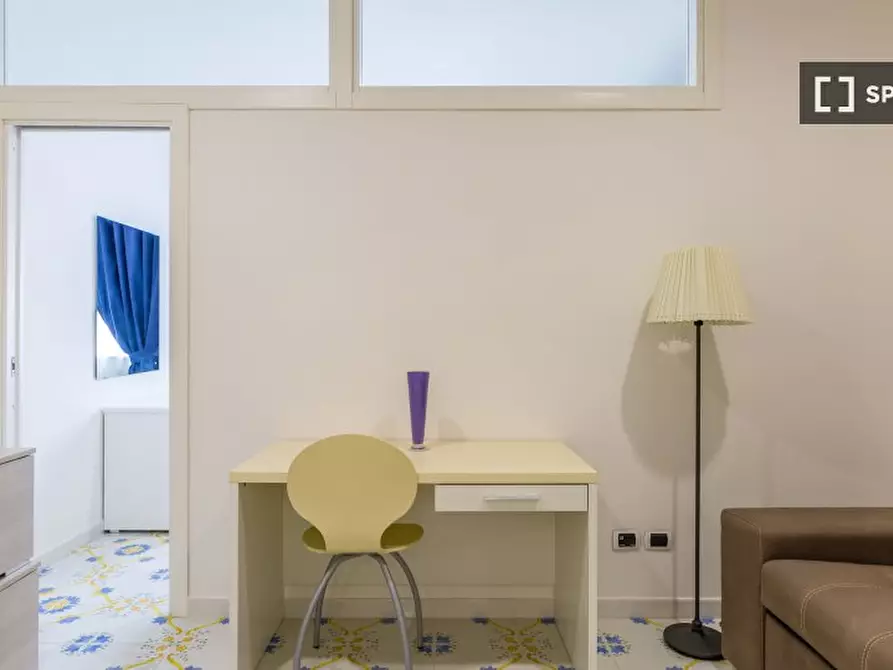 Immagine 13 di Appartamento in affitto  in Via San Carlo alle Mortelle a Napoli