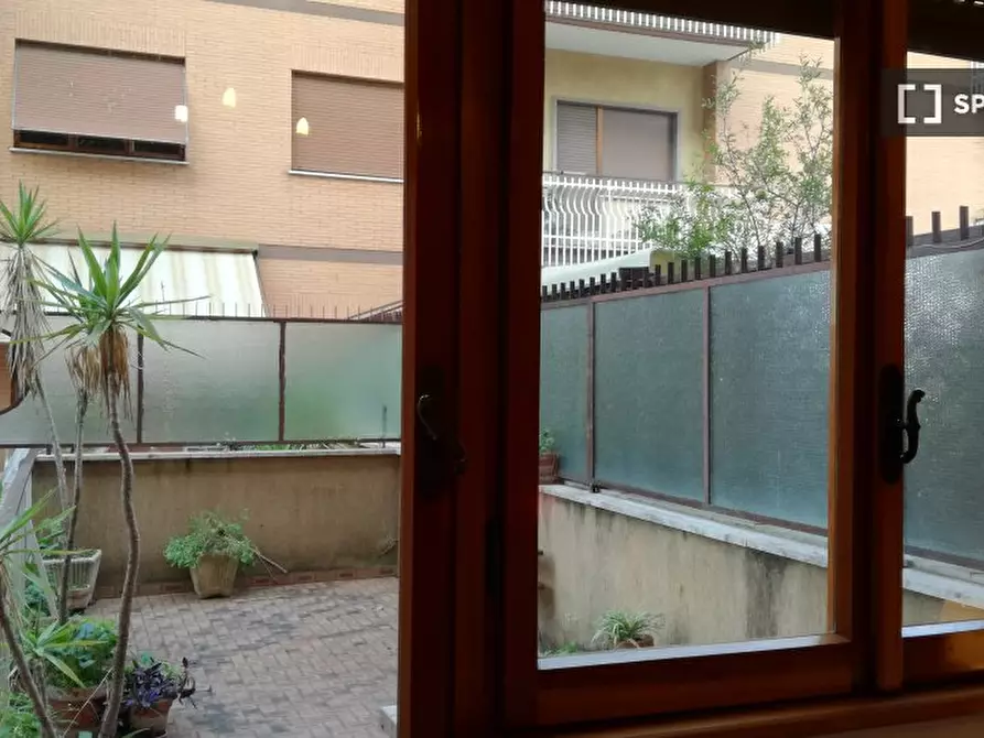 Immagine 9 di Appartamento in affitto  in Via Val Maira a Roma