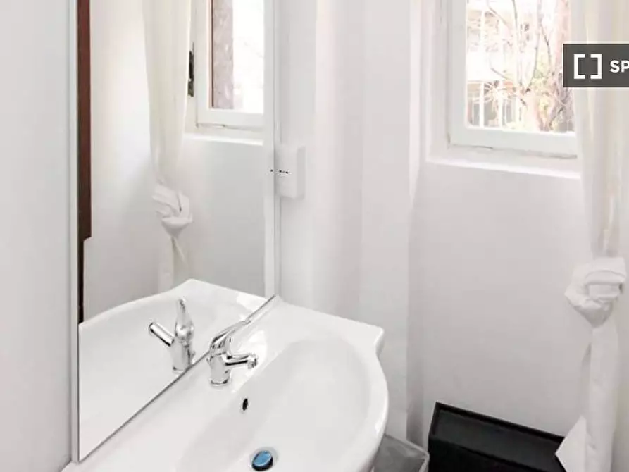 Immagine 15 di Camera condivisa in affitto  in Largo Cavalieri di Malta a Milano