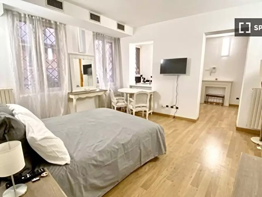 Immagine 3 di Appartamento in affitto  in Via Agnello a Milano