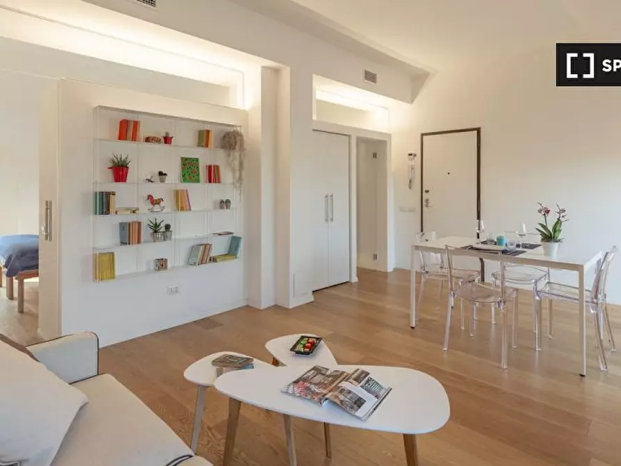 Immagine 2 di Appartamento in affitto  in Viale Papiniano a Milano