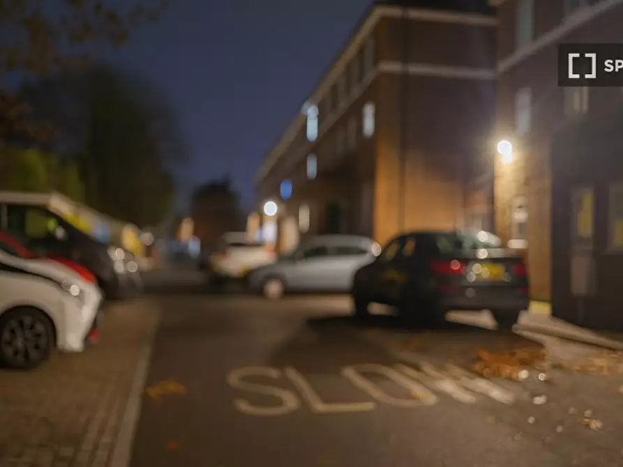 Immagine 14 di Appartamento in affitto  in Sheaveshill Avenue a Brent