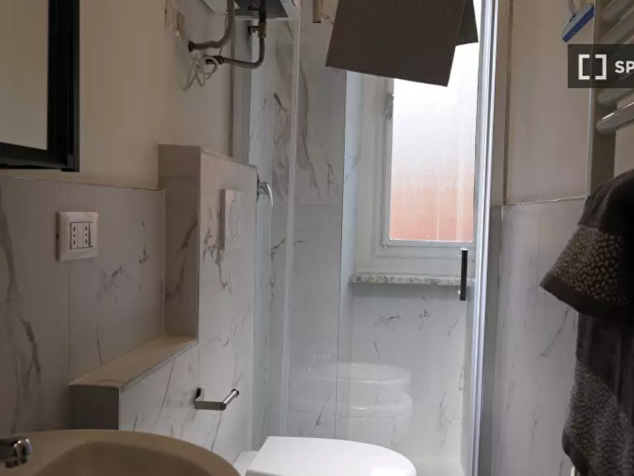 Immagine 9 di Camera condivisa in affitto  in Corso Peschiera a Torino