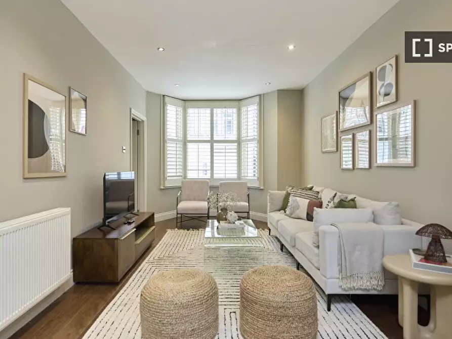 Immagine 1 di Appartamento in affitto  in Langton St a Kensington