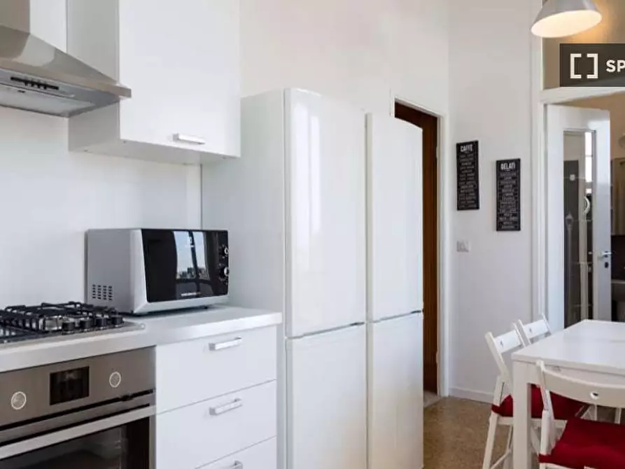 Immagine 6 di Camera condivisa in affitto  in Via Dei Salici Milan a Milano