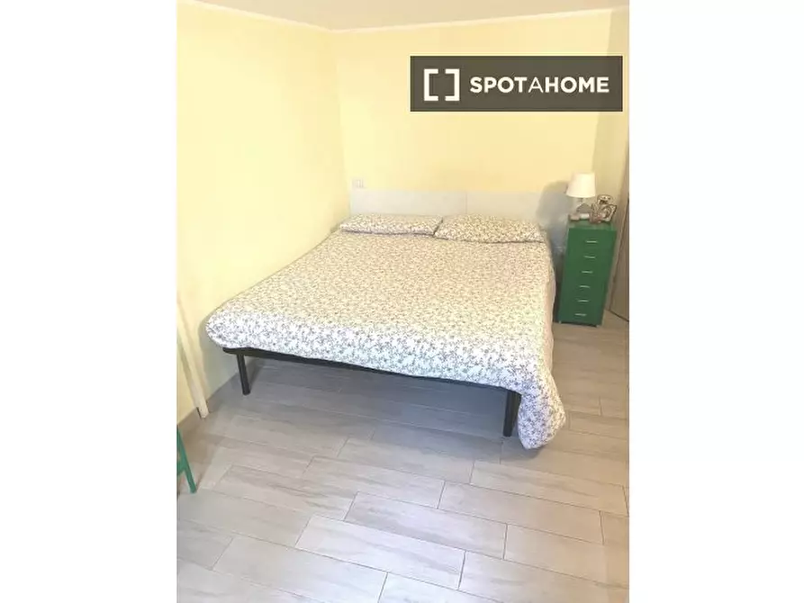 Immagine 6 di Camera condivisa in affitto  in Via Monte S. Michele a Sesto San Giovanni