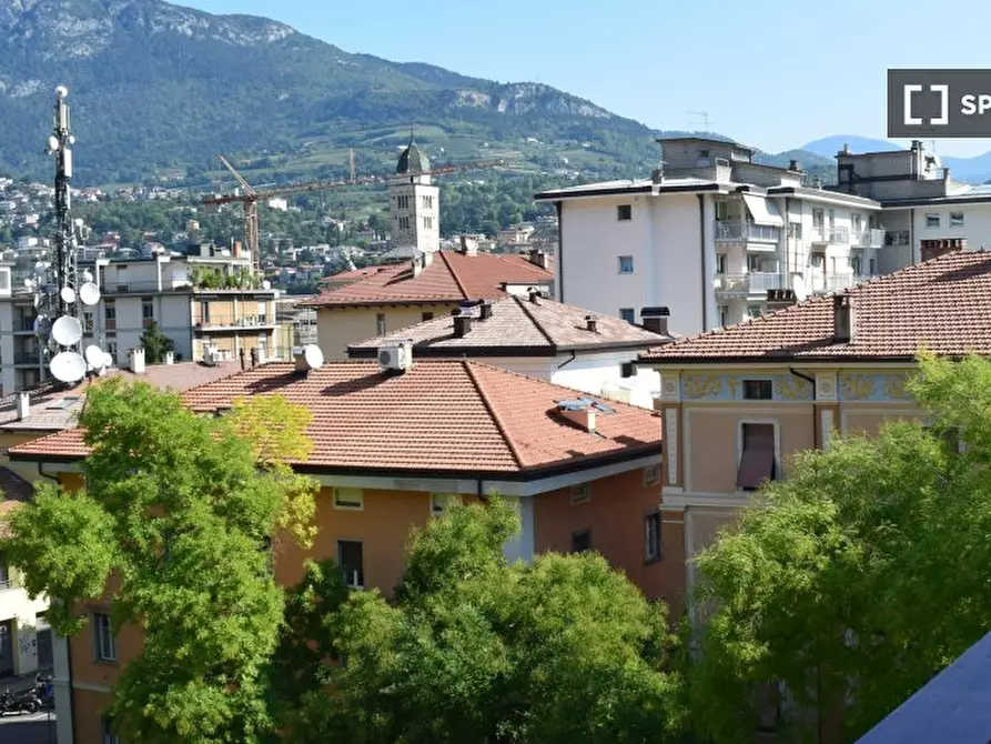Immagine 3 di Camera condivisa in affitto  in Via Verdi a Trento