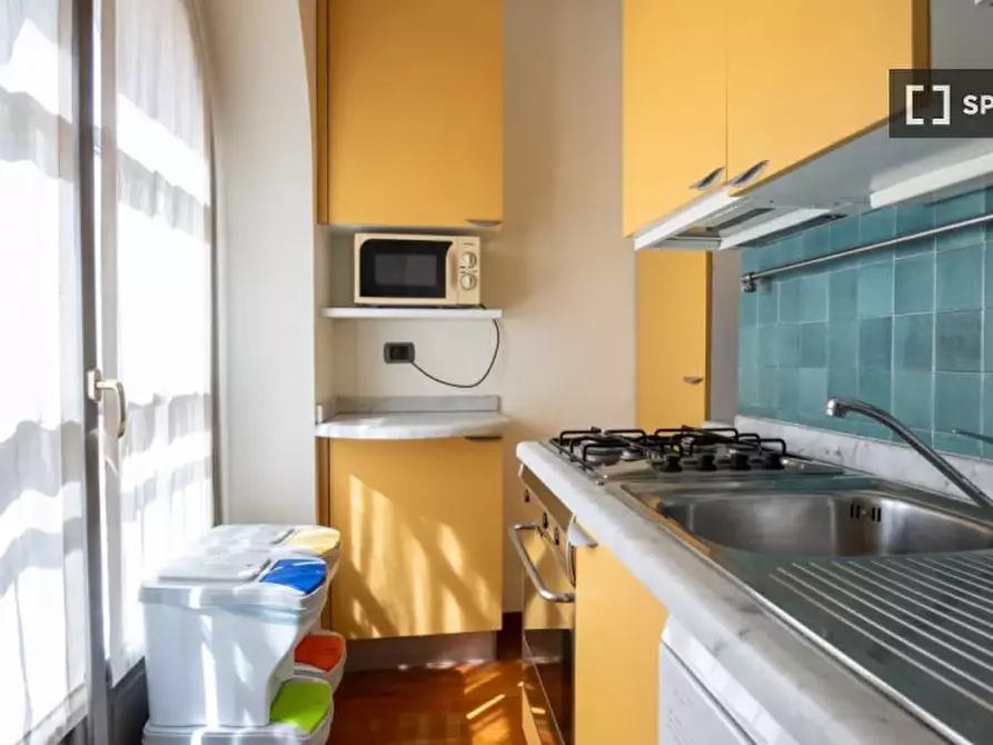 Immagine 13 di Appartamento in affitto  in Via dei Fabbri a Milano