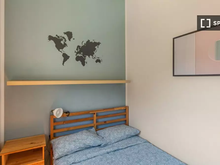 Immagine 3 di Camera condivisa in affitto  in Via Orti a Milano