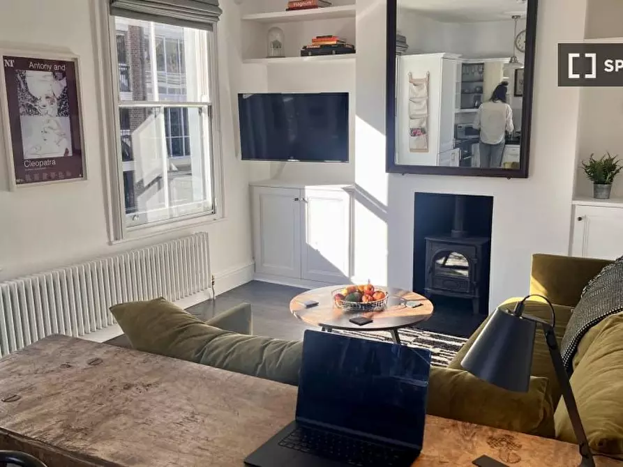 Immagine 2 di Appartamento in affitto  in A Wellington Row a Poplar