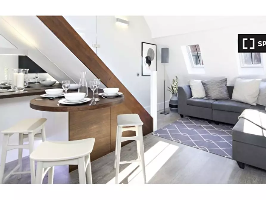 Immagine 2 di Ufficio in affitto  in Petty France a 