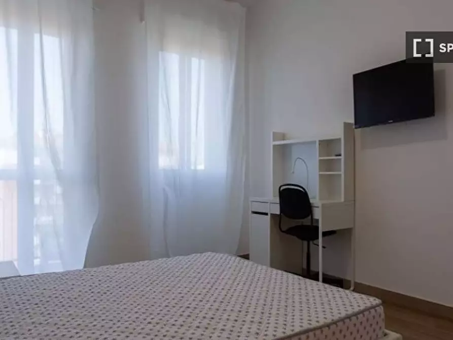 Immagine 6 di Camera condivisa in affitto  in Viale San Gimignano a Milano