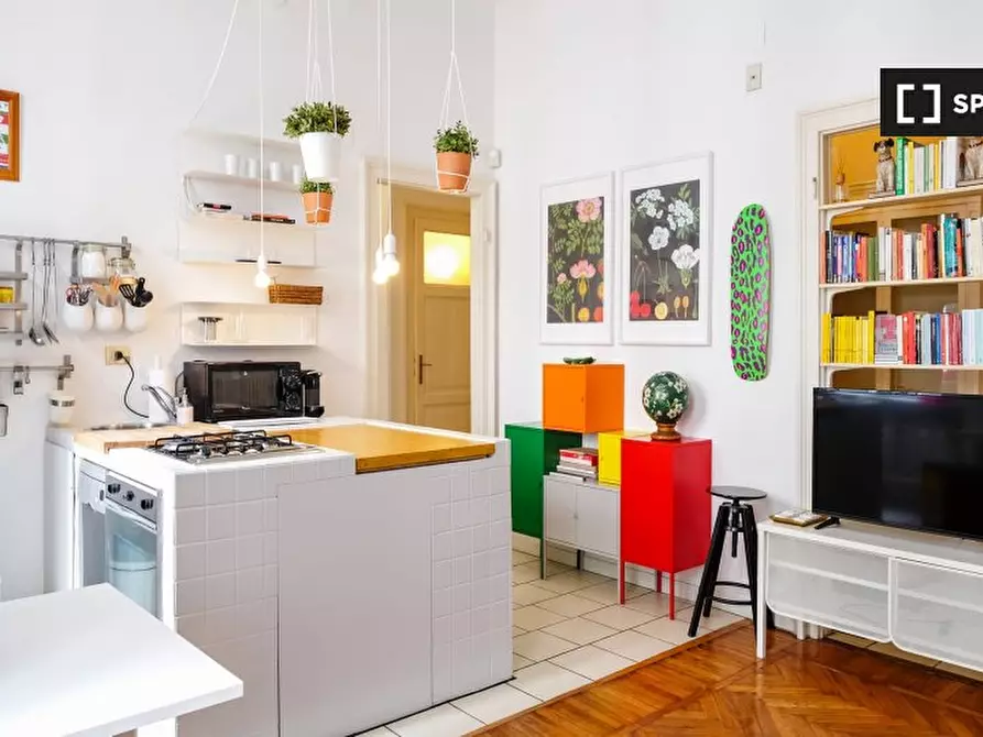 Immagine 5 di Appartamento in affitto  in Via Pietro Calvi, 20129 Milano MI, Italy a Milano