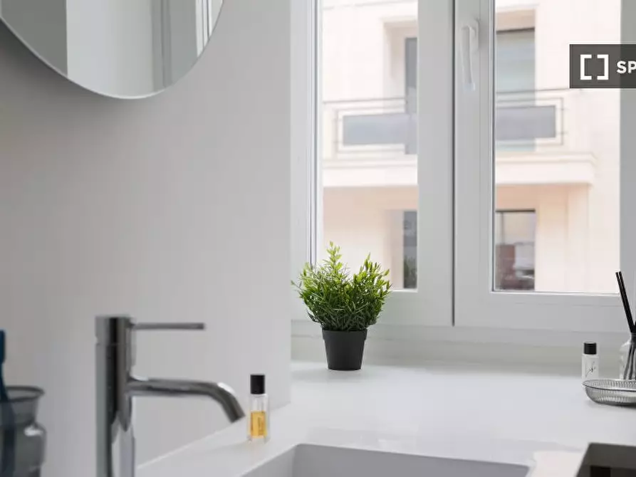 Immagine 13 di Appartamento in affitto  in Via Costanza a Milano