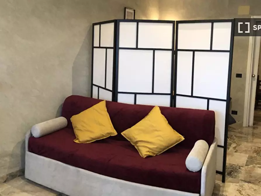 Immagine 6 di Camera condivisa in affitto  in Via Cipro a Roma