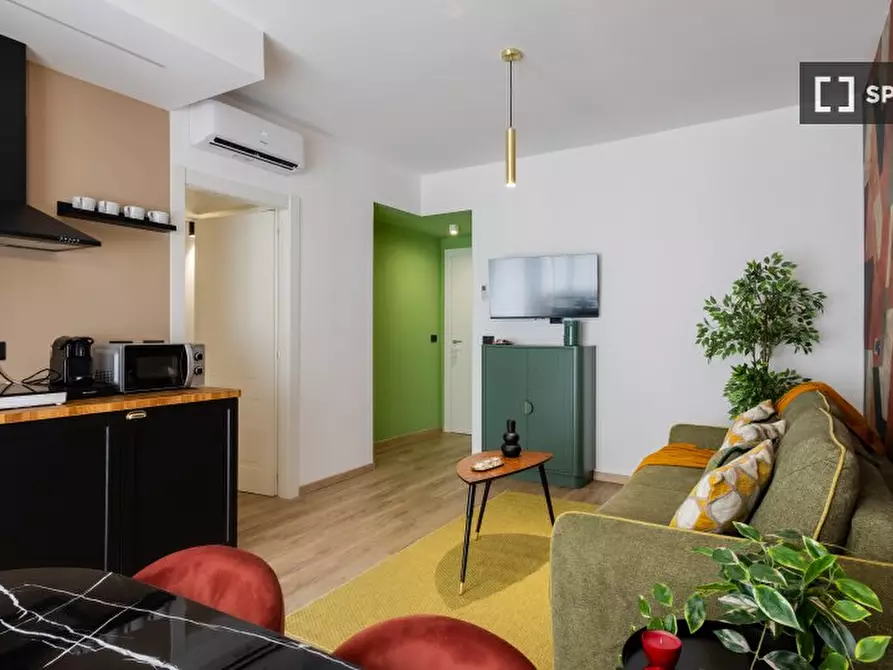 Immagine 6 di Appartamento in affitto  in Via Saluzzo a Roma