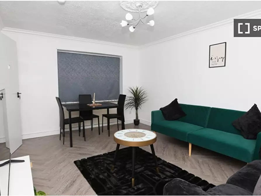 Immagine 1 di Appartamento in affitto  in Wyldfield Gardens a Enfield