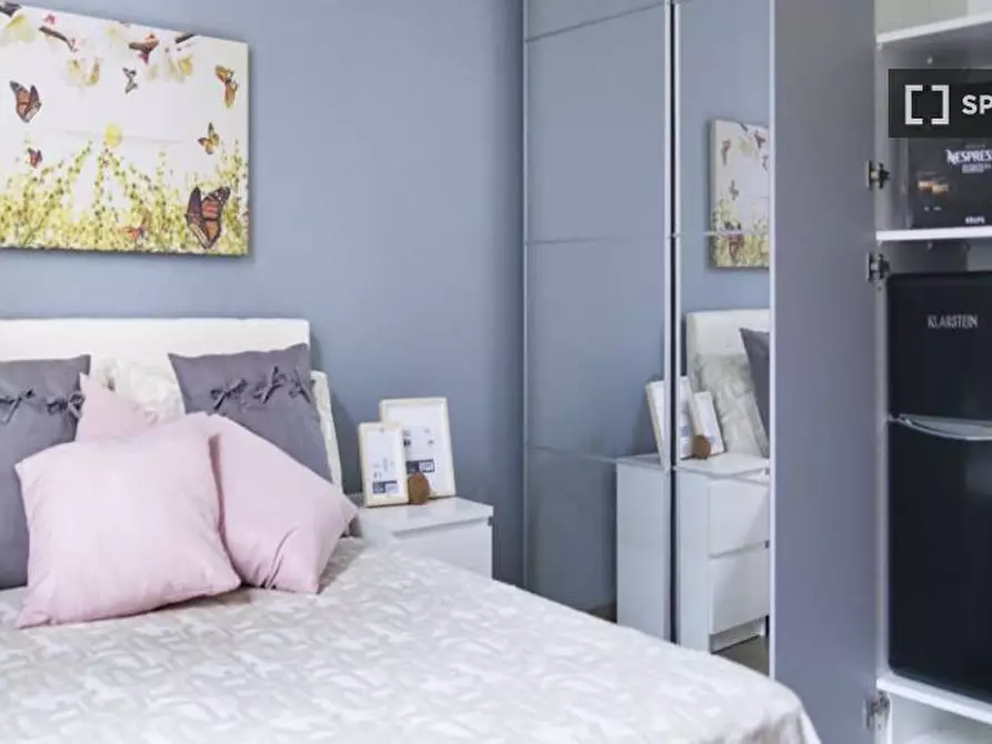 Immagine 3 di Camera condivisa in affitto  in Viale Nazario Sauro a Milano