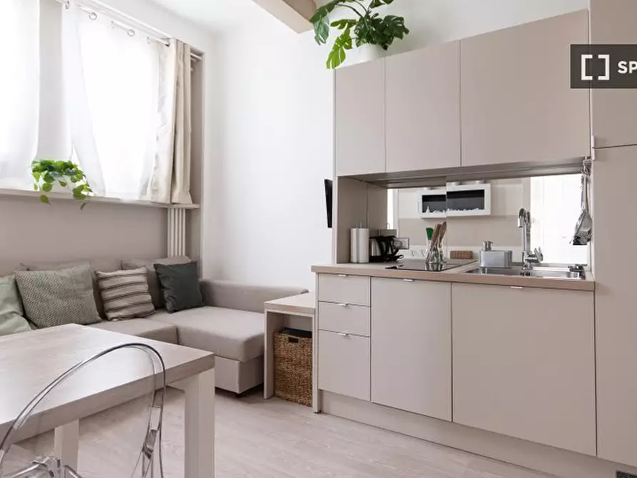 Immagine 3 di Appartamento in affitto  in Via Castelfidardo a Milano