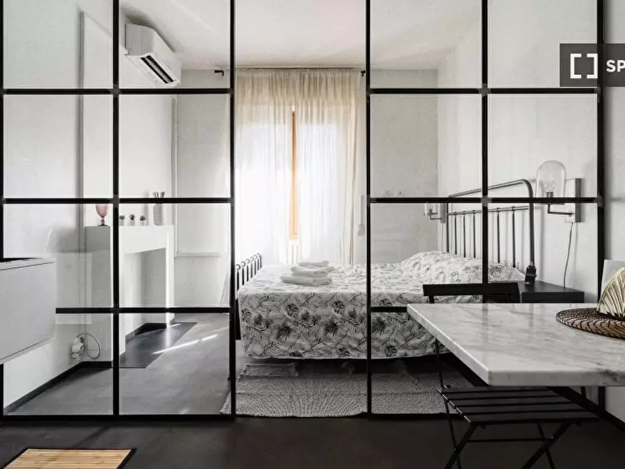 Immagine 3 di Appartamento in affitto  in Via Giovanni Battista Sammartini a Milano