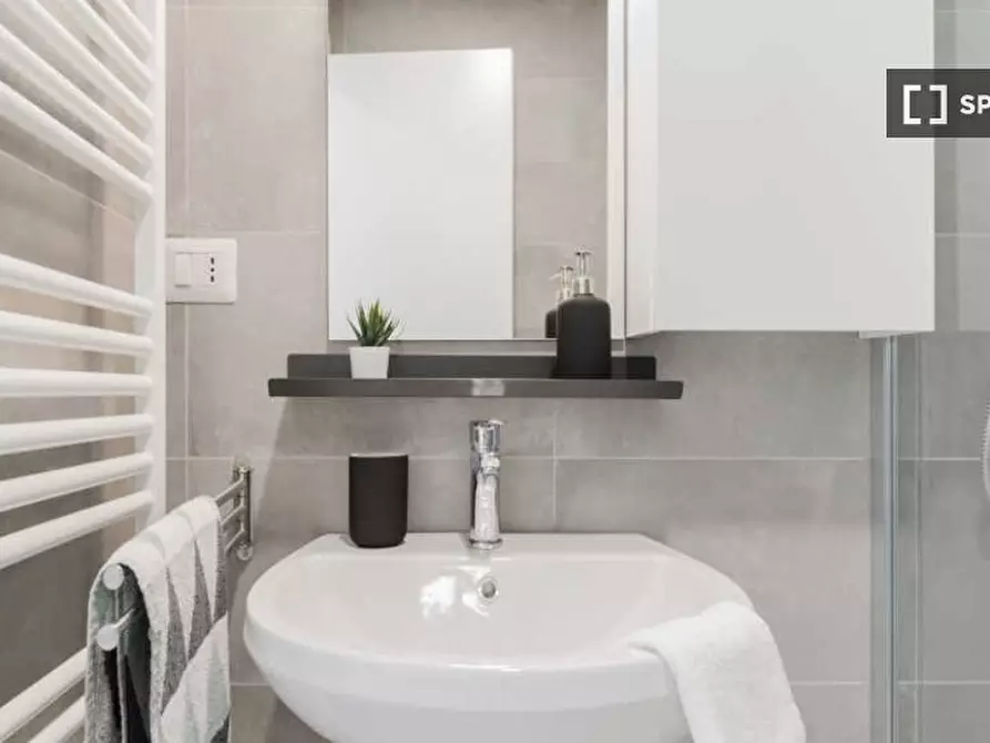 Immagine 11 di Camera condivisa in affitto  in Viale Bligny a Milano