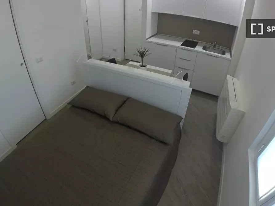 Immagine 9 di Ufficio in affitto  in Via Graziano a Milano