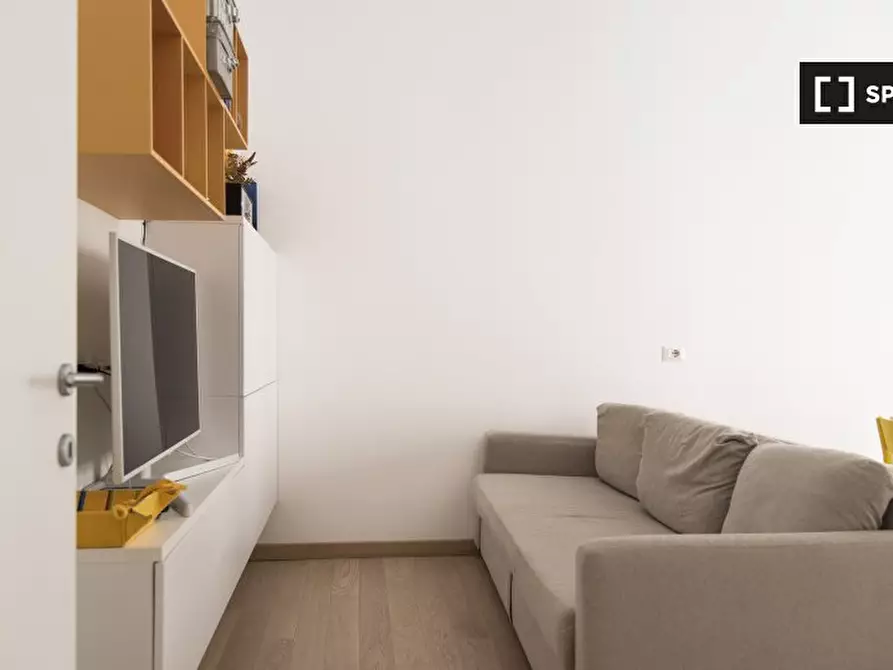 Immagine 2 di Ufficio in affitto  in Via Archimede a Milano