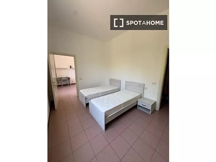 Immagine 11 di Camera condivisa in affitto  in Via Anton Giulio Barrili a Milano
