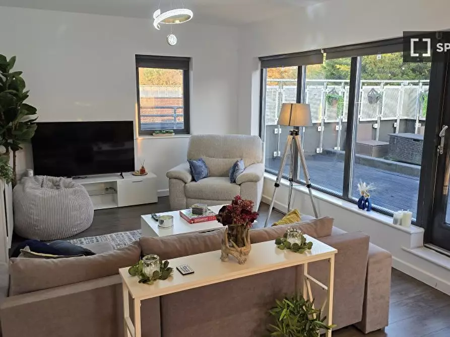 Immagine 1 di Appartamento in affitto  in Sunningdale Gardens a Brent