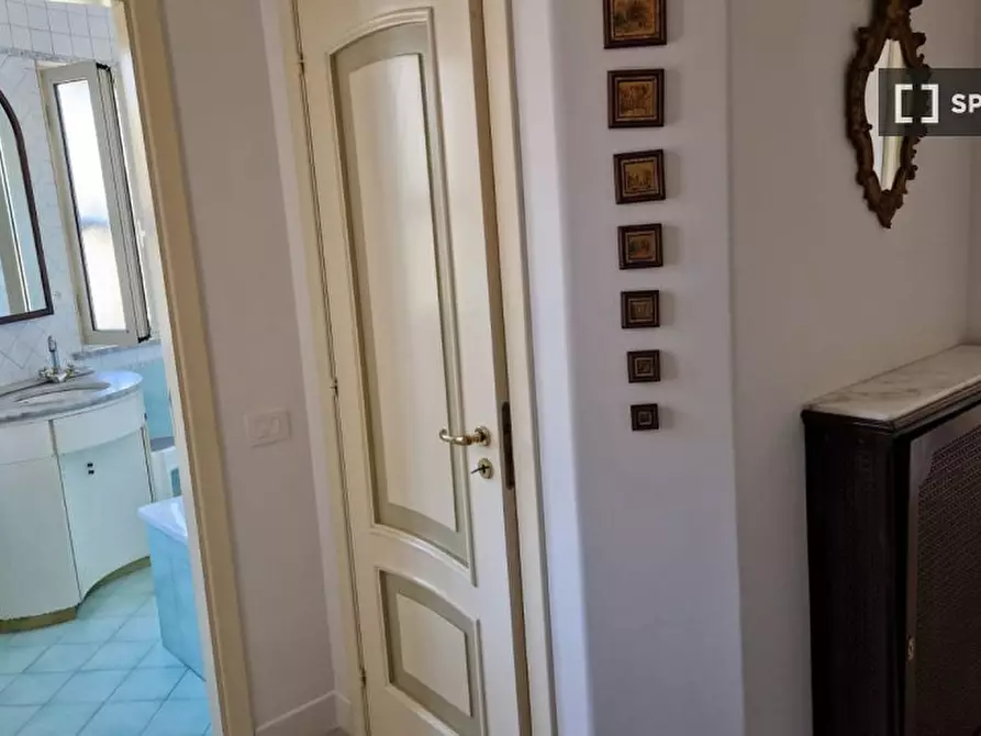 Immagine 10 di Appartamento in affitto  in Via Carlo Cattaneo a Napoli