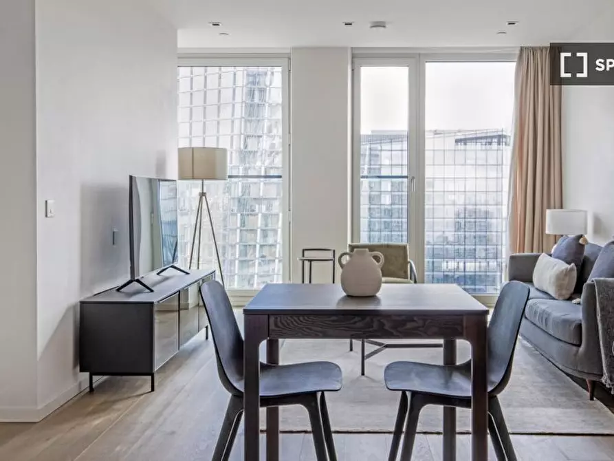 Immagine 6 di Appartamento in affitto  in Upper Ground a Camberwell