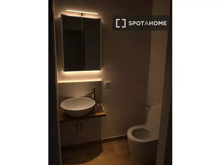 Immagine 4 di Ufficio in affitto  in Via del Porcellana a Firenze