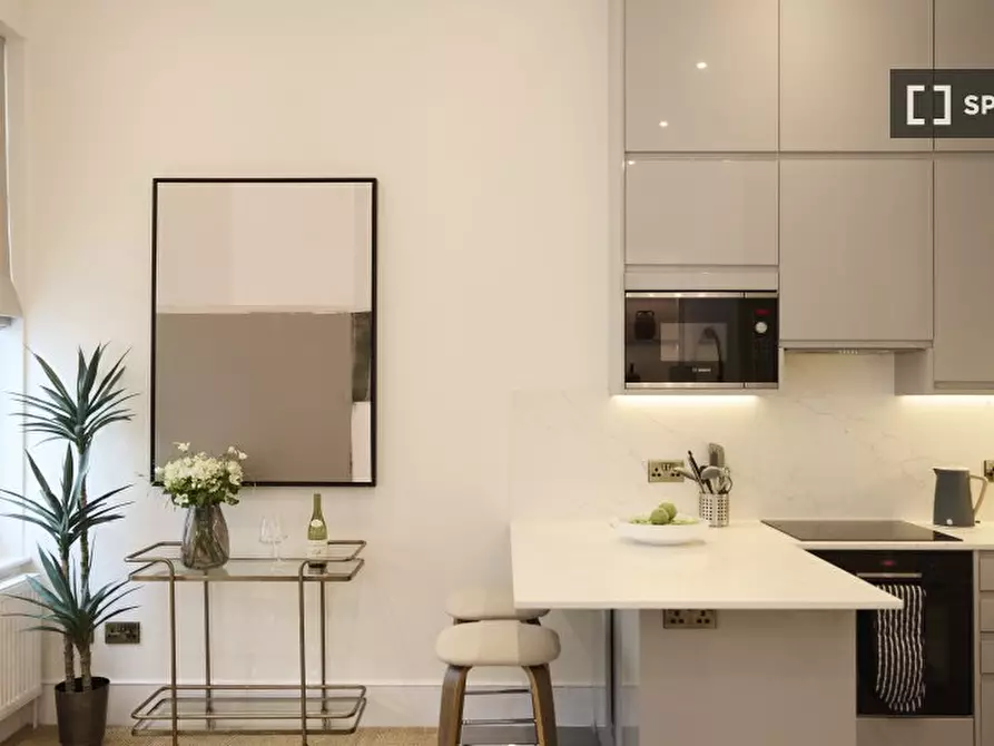 Immagine 18 di Appartamento in affitto  in Westgate Terrace a Kensington