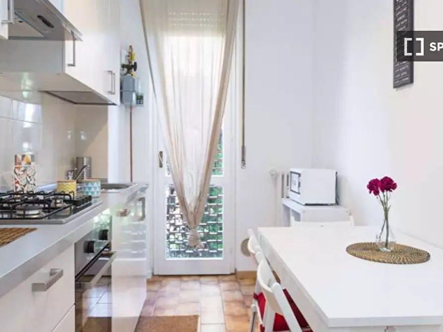 Immagine 5 di Camera condivisa in affitto  in Via Dei Mandorli Milan a Corsico