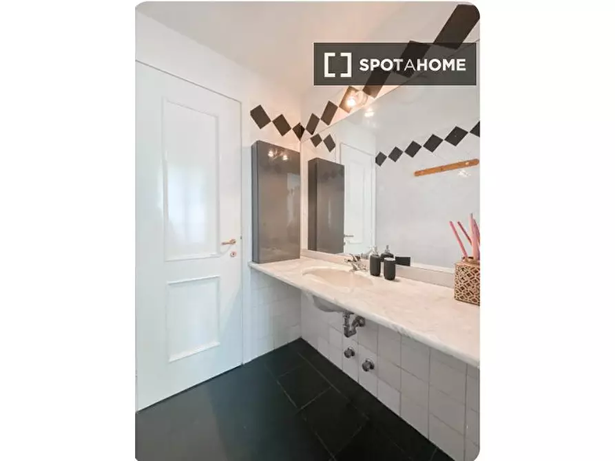 Immagine 4 di Appartamento in affitto  in Via Paolo Sarpi a Milano