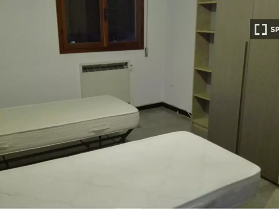 Immagine 15 di Camera condivisa in affitto  in Via Luigi Vestri a Bologna