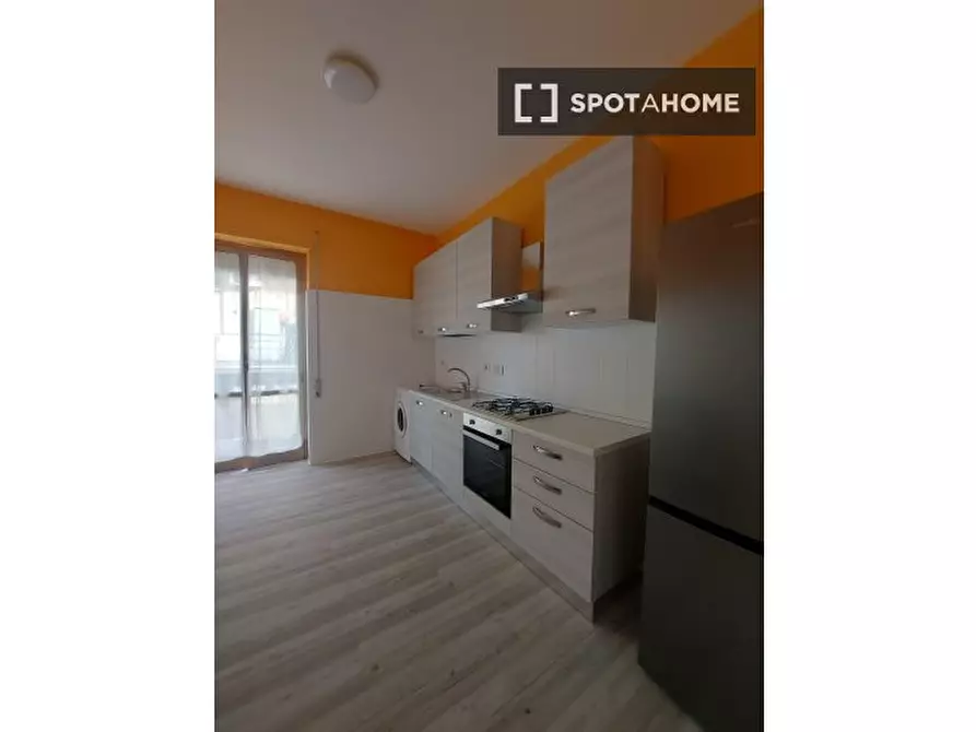 Immagine 4 di Appartamento in affitto  in Via Isaia Levi a Roma