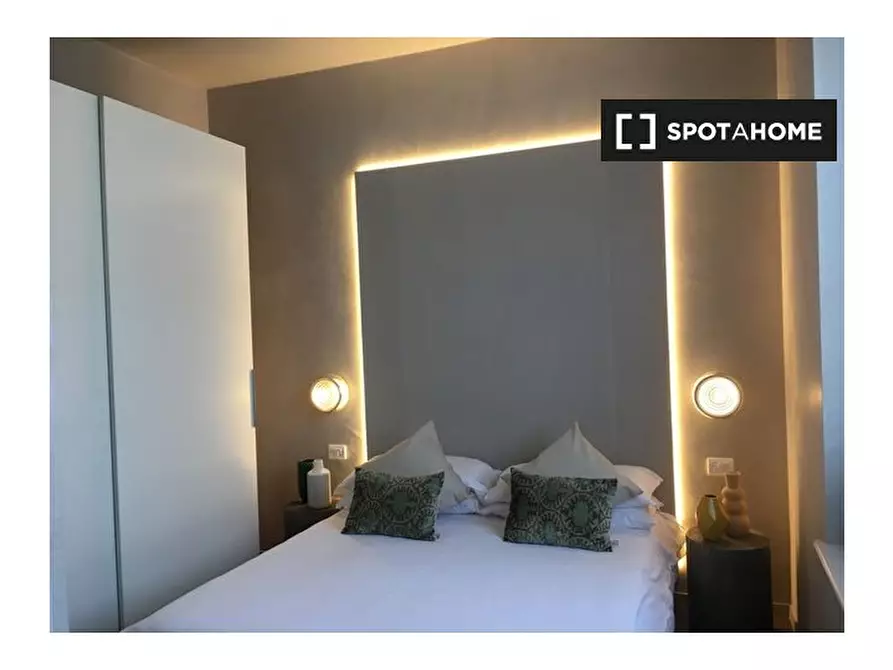 Immagine 13 di Appartamento in affitto  in Via Pantano a Milano