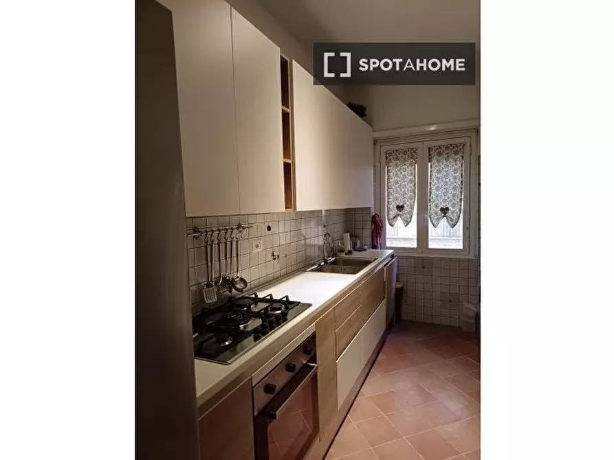 Immagine 5 di Appartamento in affitto  in Via Calpurnio Pisone a Roma