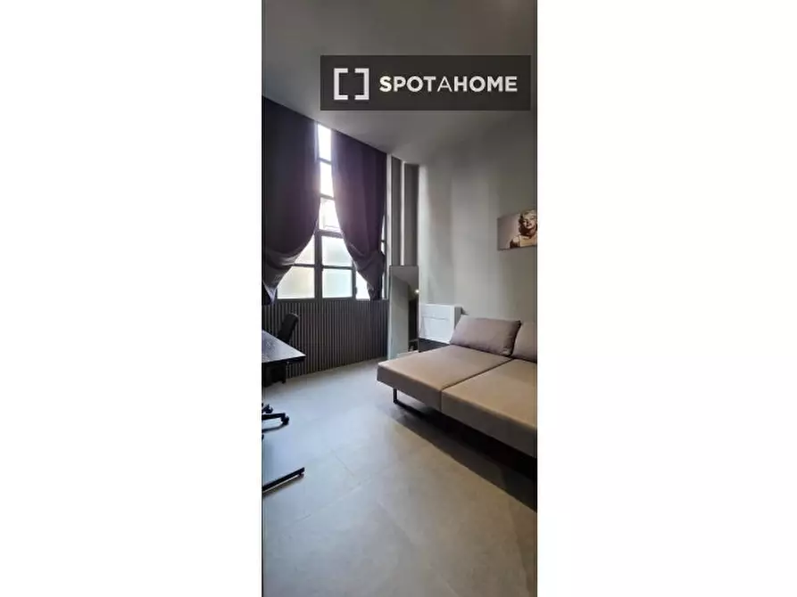 Immagine 1 di Camera condivisa in affitto  in Via Roberto Ardigò a Milano