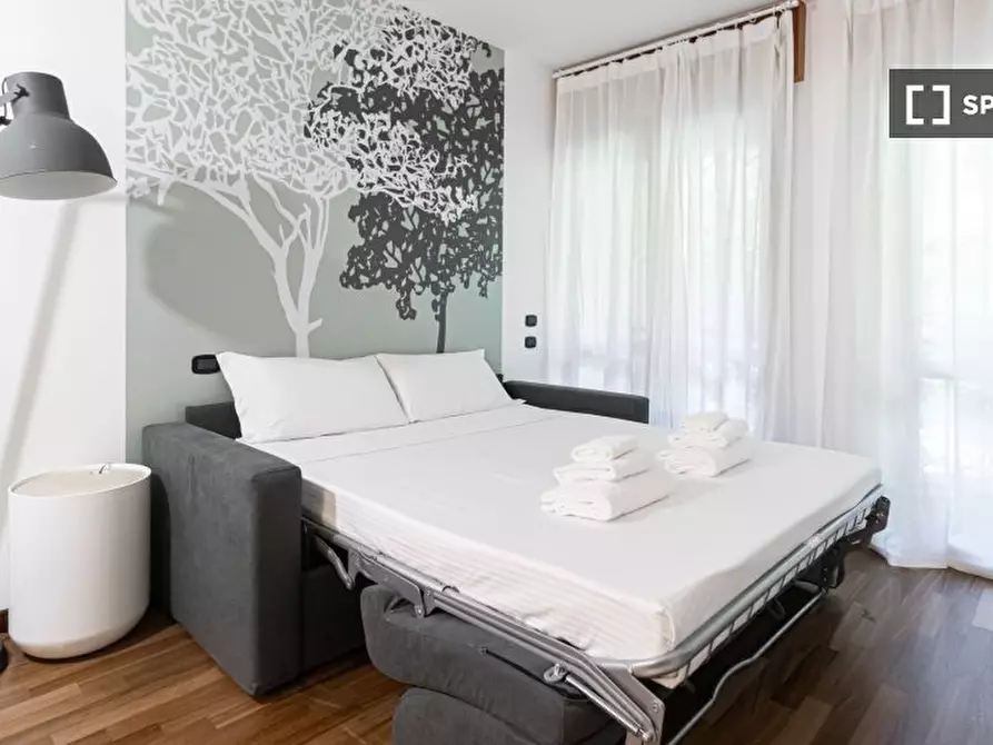 Immagine 3 di Ufficio in affitto  in Via Francesco Londonio a Milano